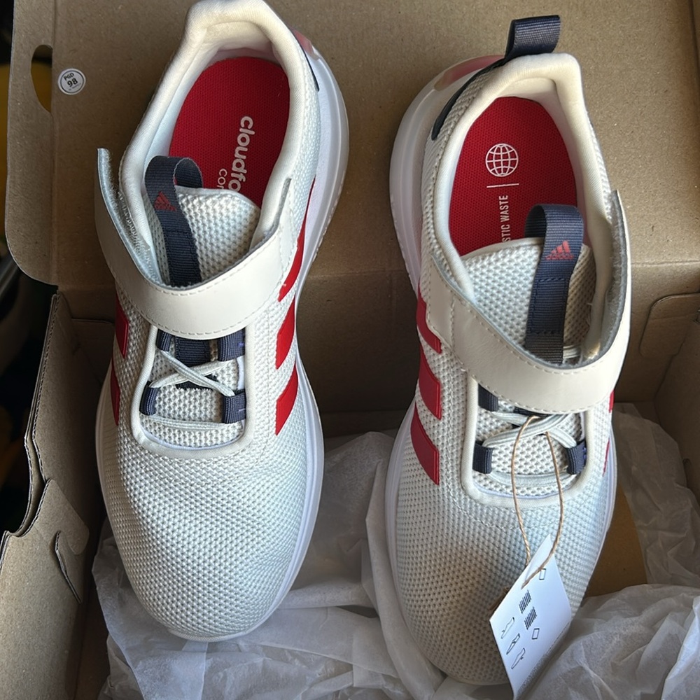 NIB Adidas Unisex Child Racer Tr23 Hook & Loop Sneakers Velcro 2.5 Little Kid - Picture 10 of 12